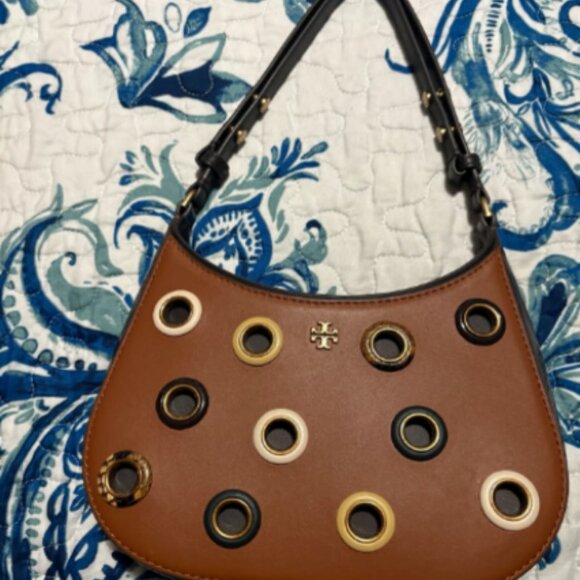 Tory Burch mercer gromet small shoulder bag - Picture 6 of 6